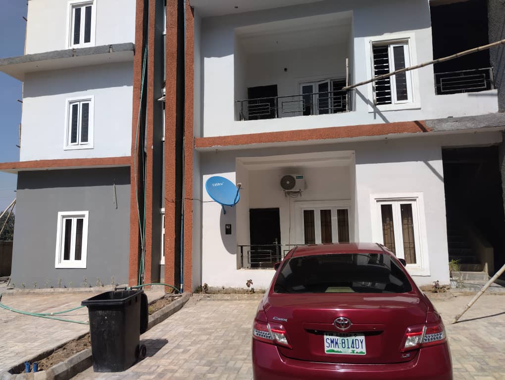 3 bedroom apartment cover picture
