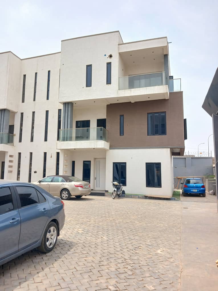 Duplex for Sale in Guzape, FCT cover picture