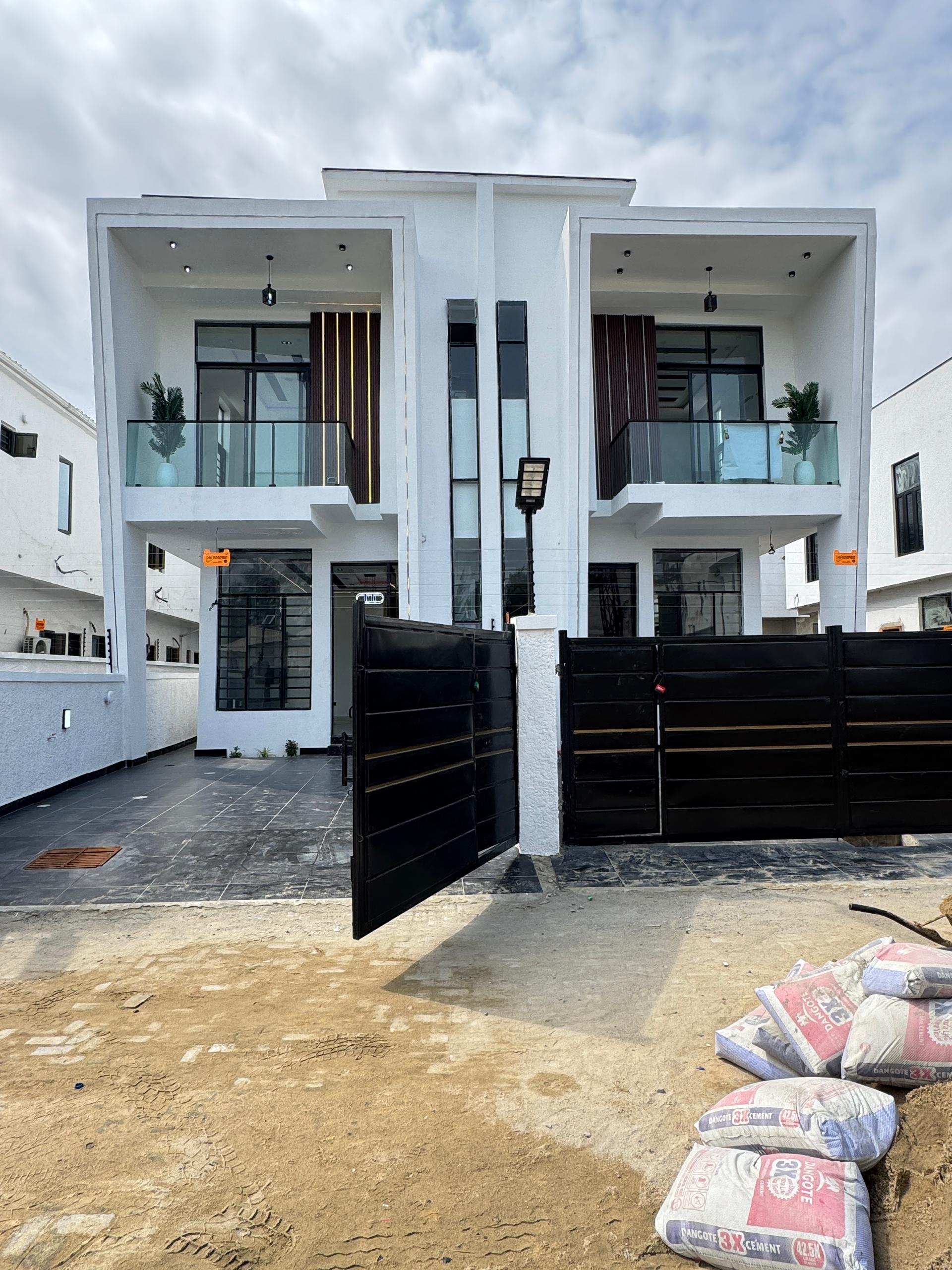 Duplex for Sale in Ikota, Lagos cover picture