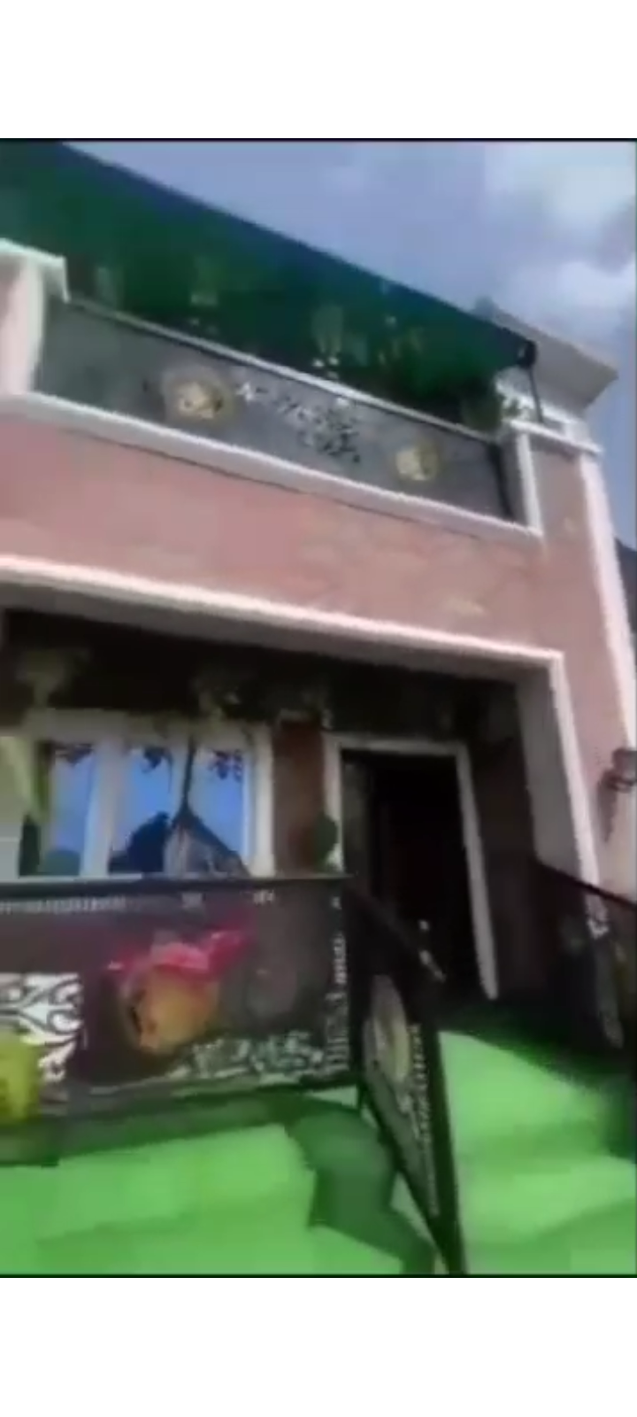 Duplex for Sale in Airport road, Lugbe, FCT cover picture