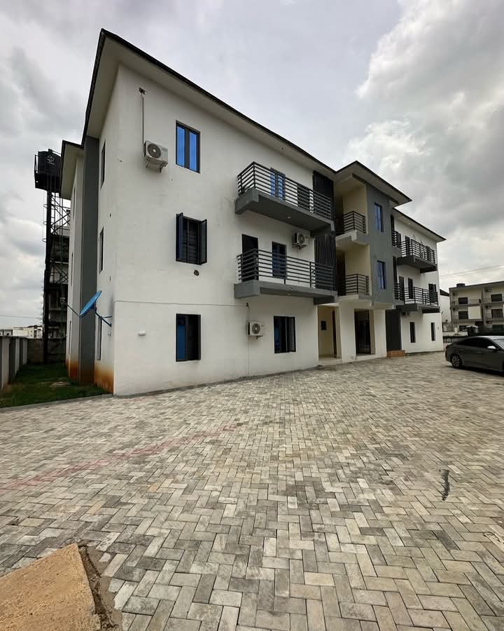 2 Bedroom Flat for Sale in Jahi, FCT cover picture
