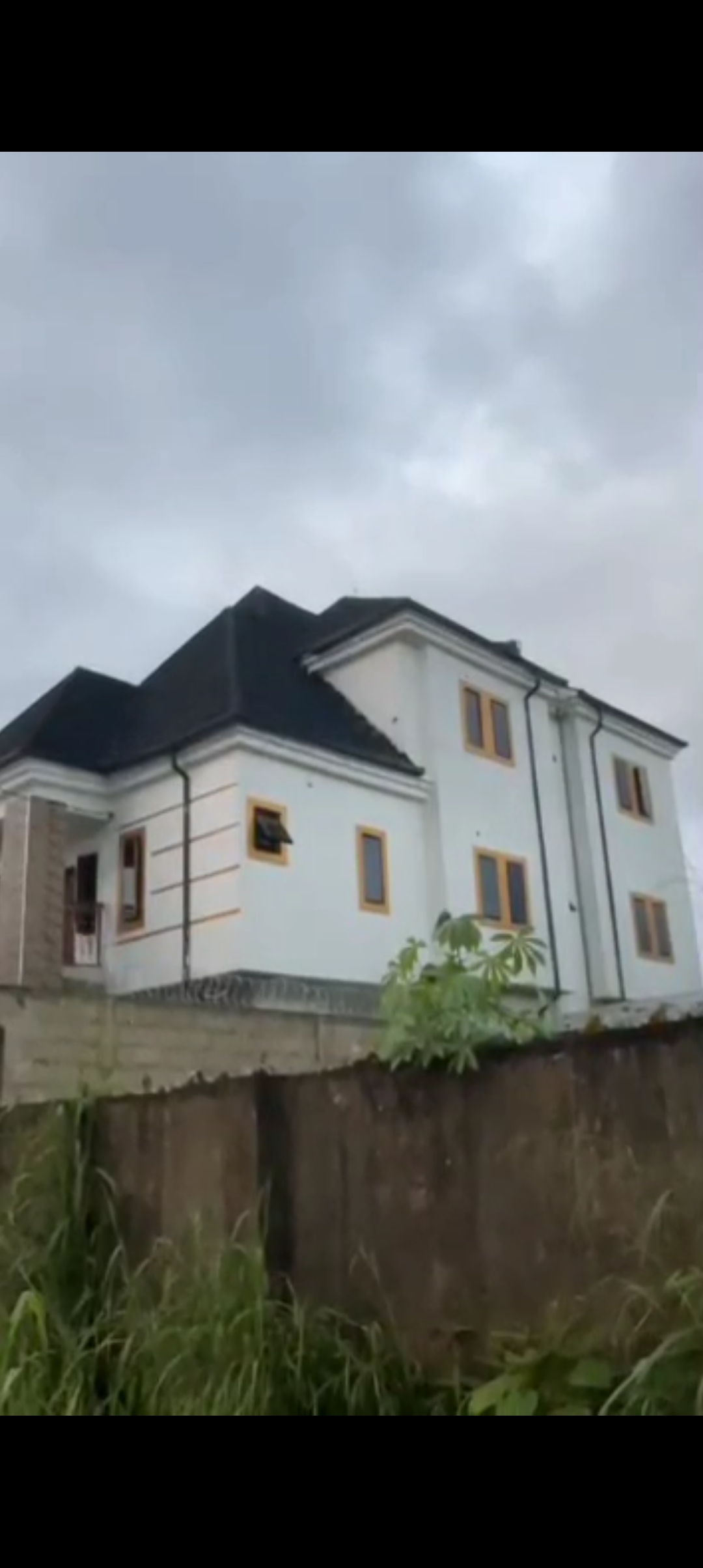 Duplex for Sale in Egbu Federal Housing Estate, Imo - Image 2