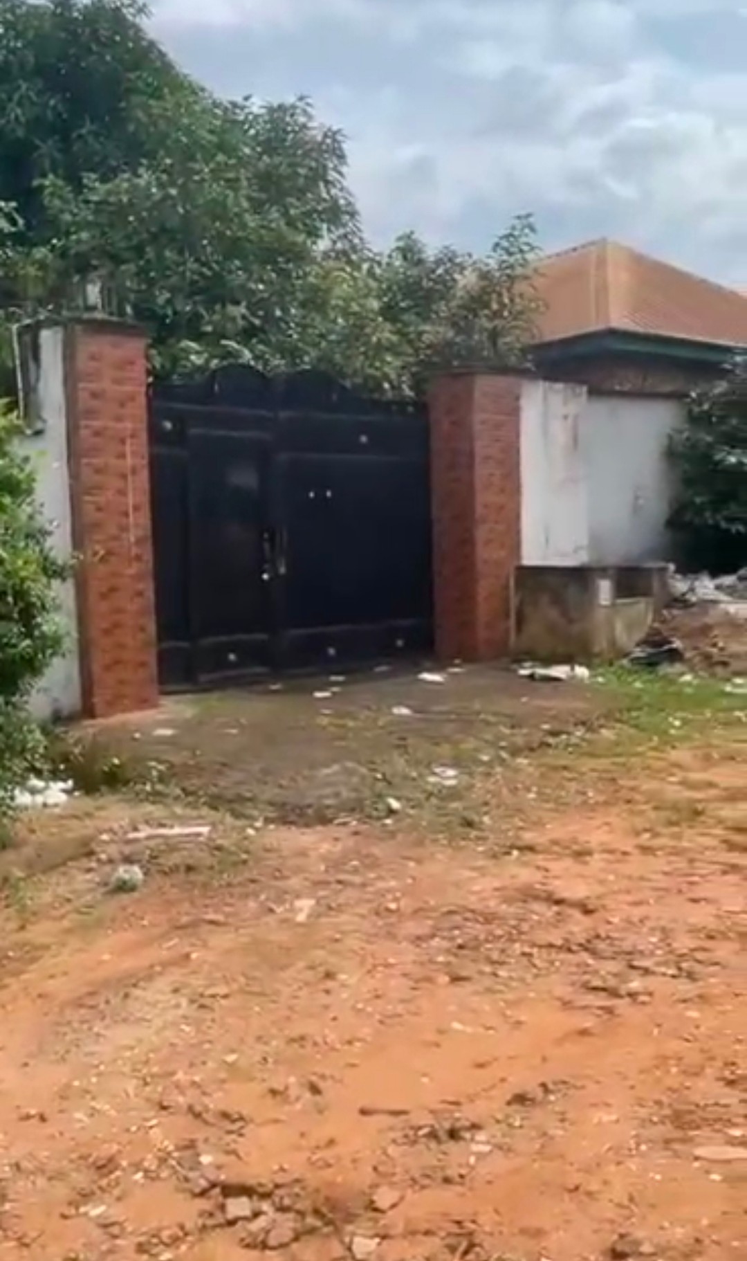 Land for Sale in Anioma market, Okpanam road, Delta cover picture