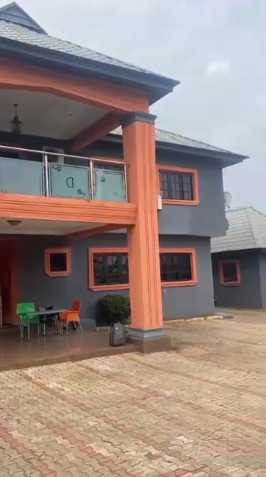 Duplex for Sale in Close to Macdons Junction, Delta cover picture
