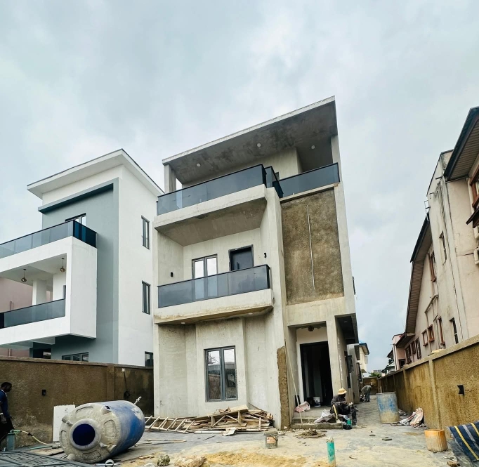 Duplex for Sale in Magodo phase 2, Lagos cover picture