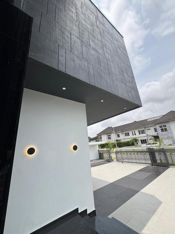 Duplex for Sale in Ajah, Lagos cover picture