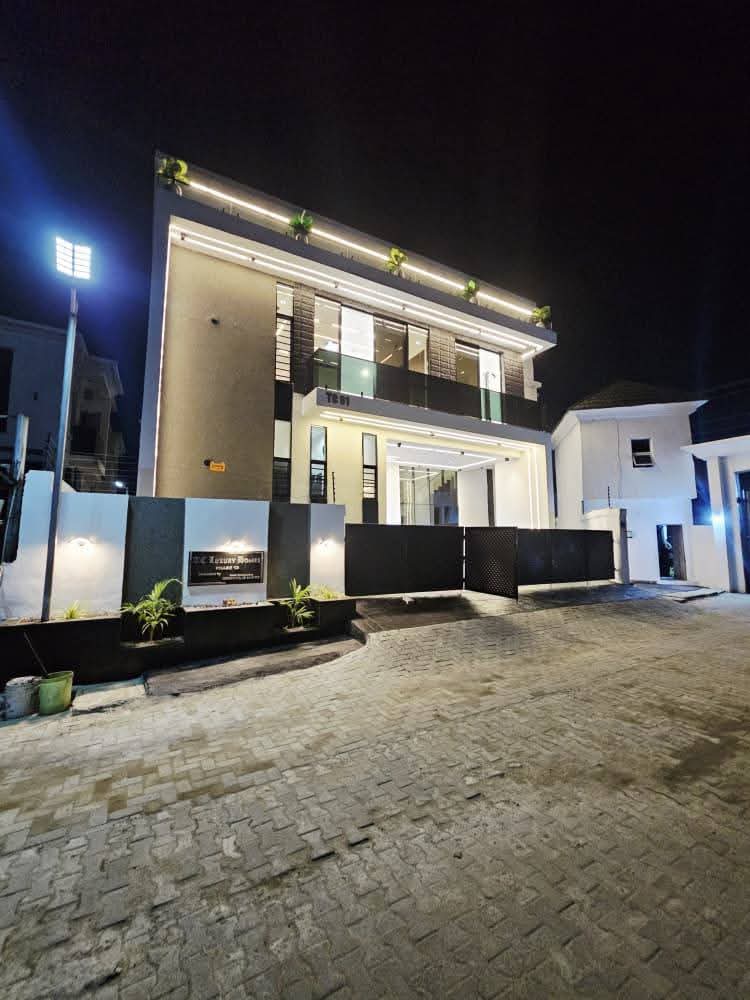 Duplex for Sale in Ajah lekki, Lagos cover picture