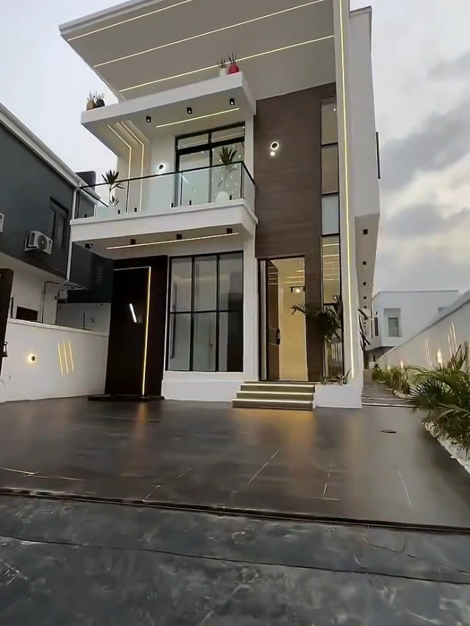 Duplex for Sale in Lekki, FCT cover picture