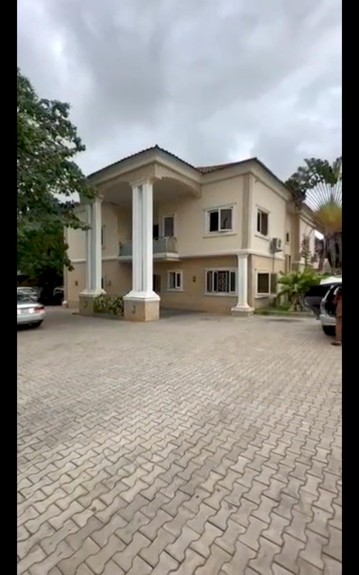 Duplex in 1st Avenue, Gwarinpa FCT cover picture