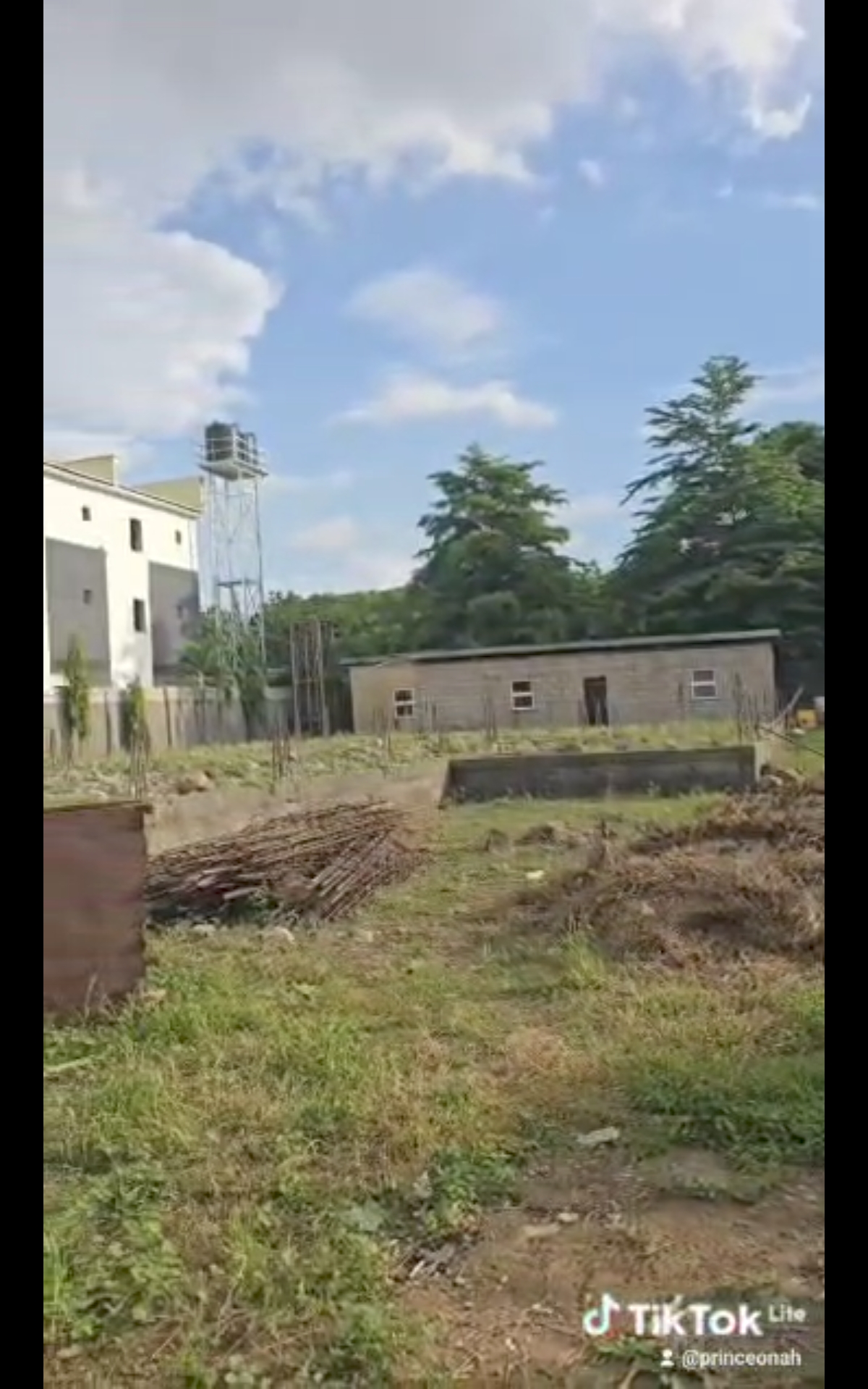 Land in Gwarinpa 1 by SPA FCT cover picture