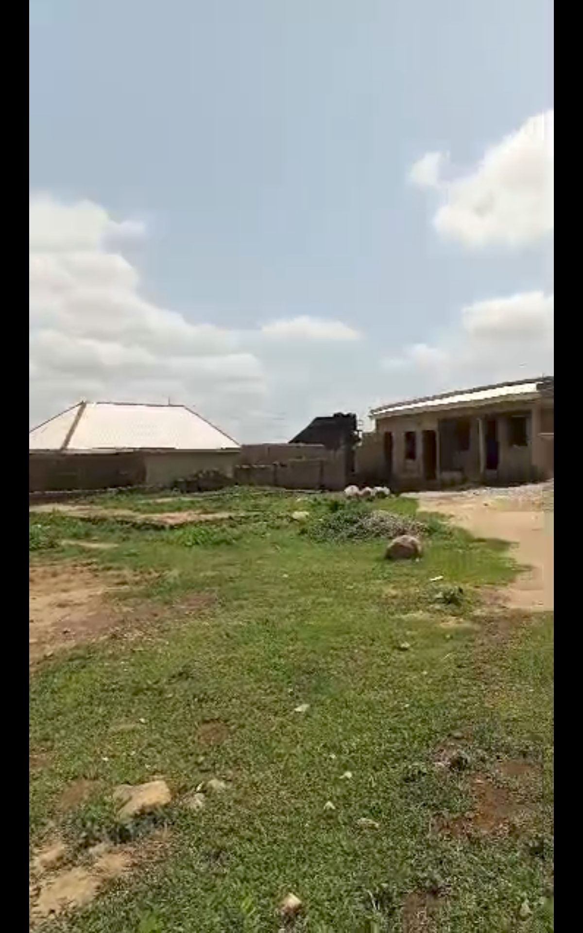 Land in Kango, kuje FCT cover picture