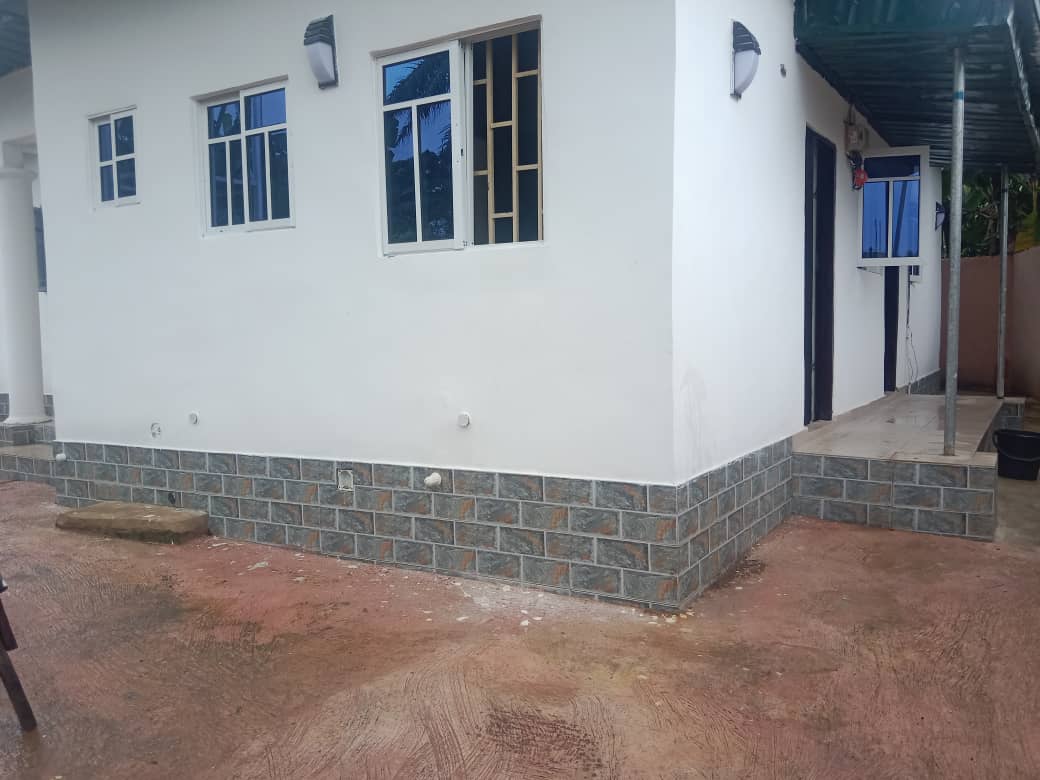 Bungalow for Sale in Edirne ikot obio,off idoro road by pepsi, Akwa Ibom cover picture