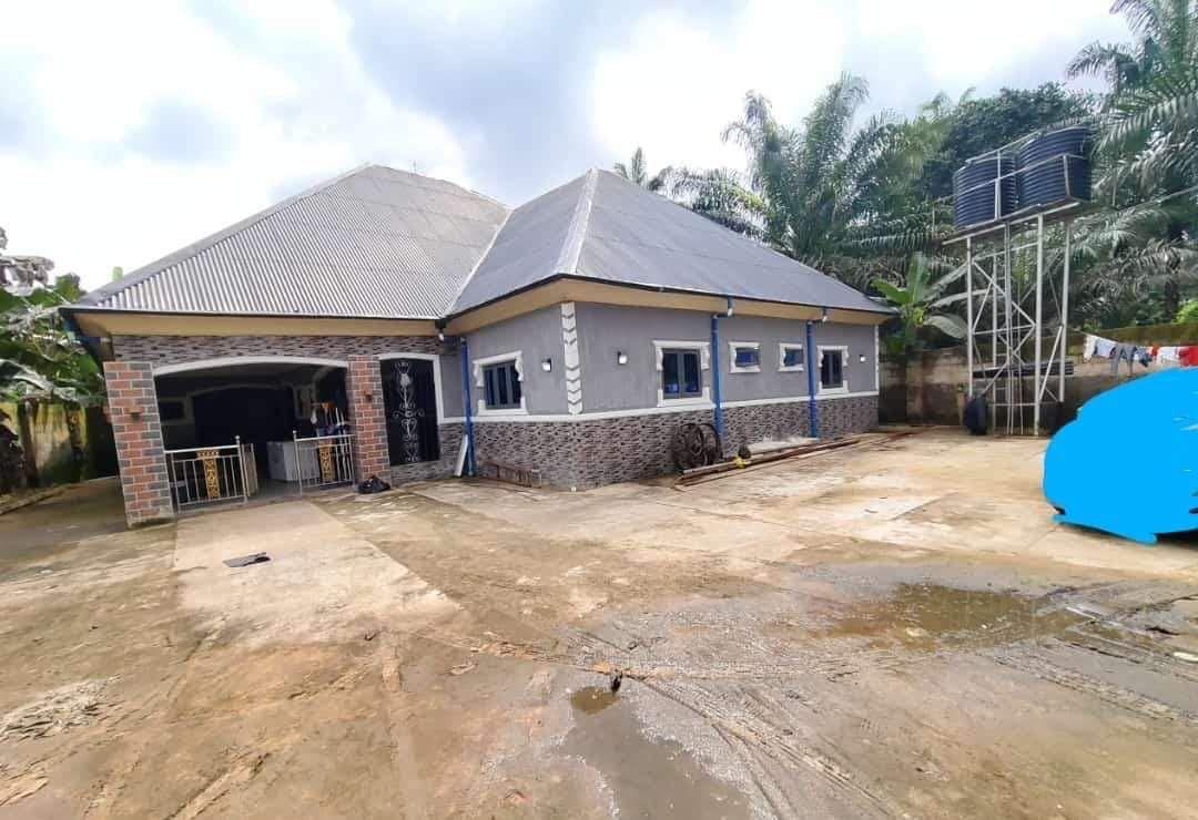 Bungalow for Sale in Ikot udo Nkan ,close to air force school ,ibesipo asutan, Akwa Ibom cover picture