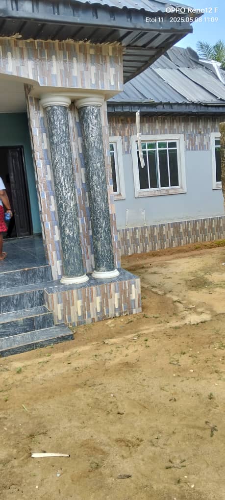 Bungalow for Sale in IFA ikot idang ,off IFA small junction Oron road ,, Akwa Ibom cover picture