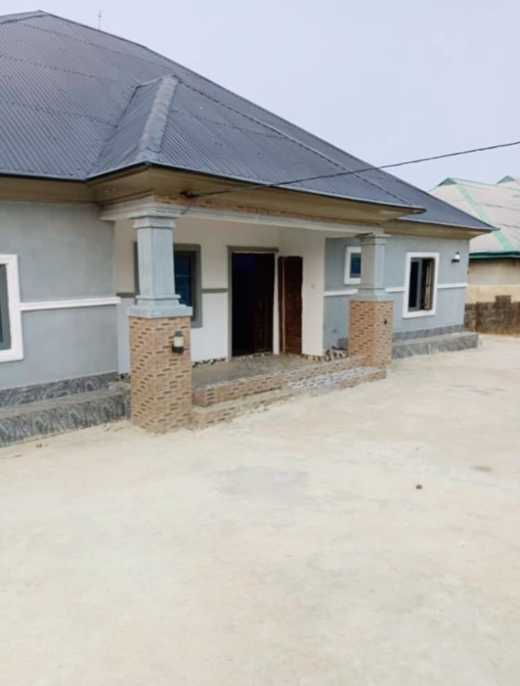 Bungalow for Sale in Ekpiri nsukara, Akwa Ibom cover picture