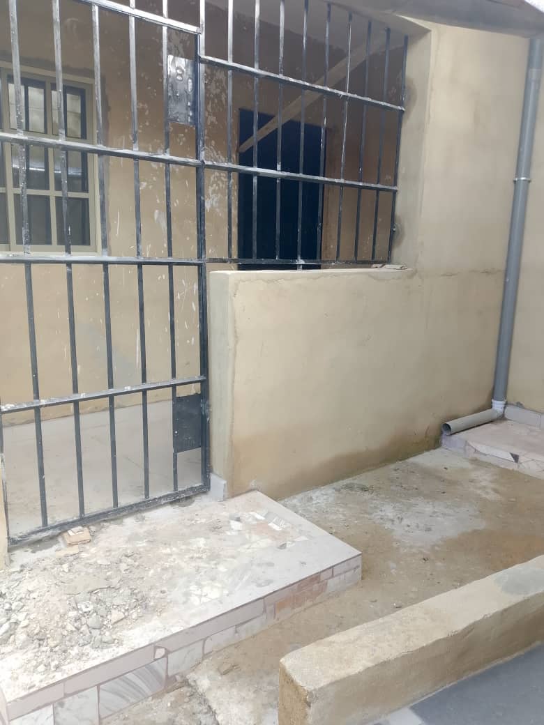 1 Bedroom Flat in Off IBB Akwa Ibom cover picture