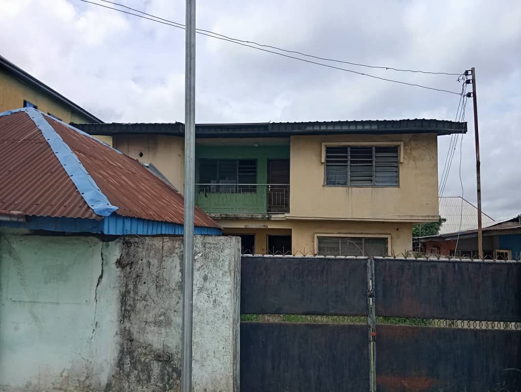 Duplex in Abak road Akwa Ibom cover picture