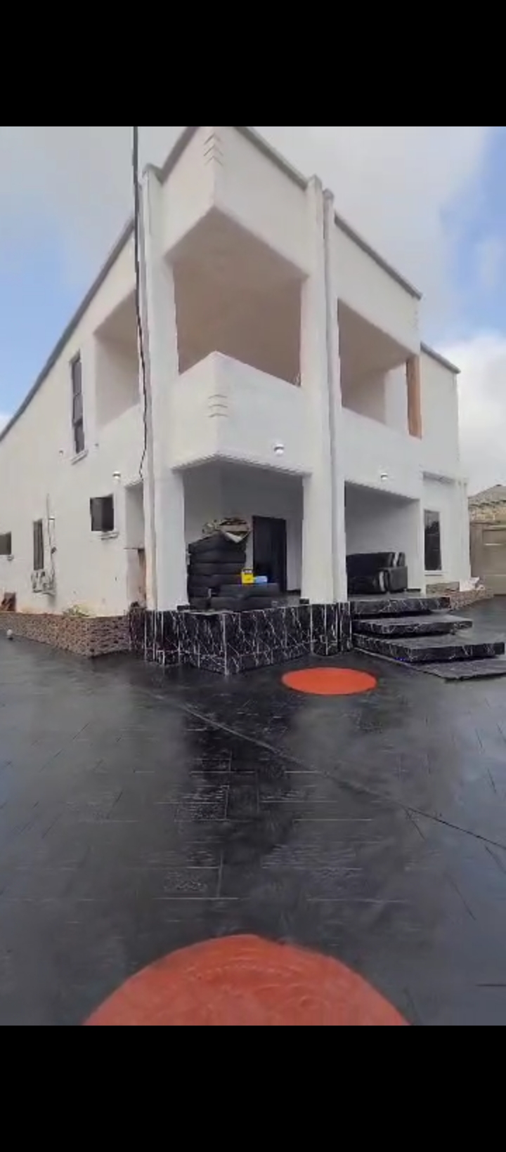 Bungalow for Sale in Ekehuan road, Edo cover picture