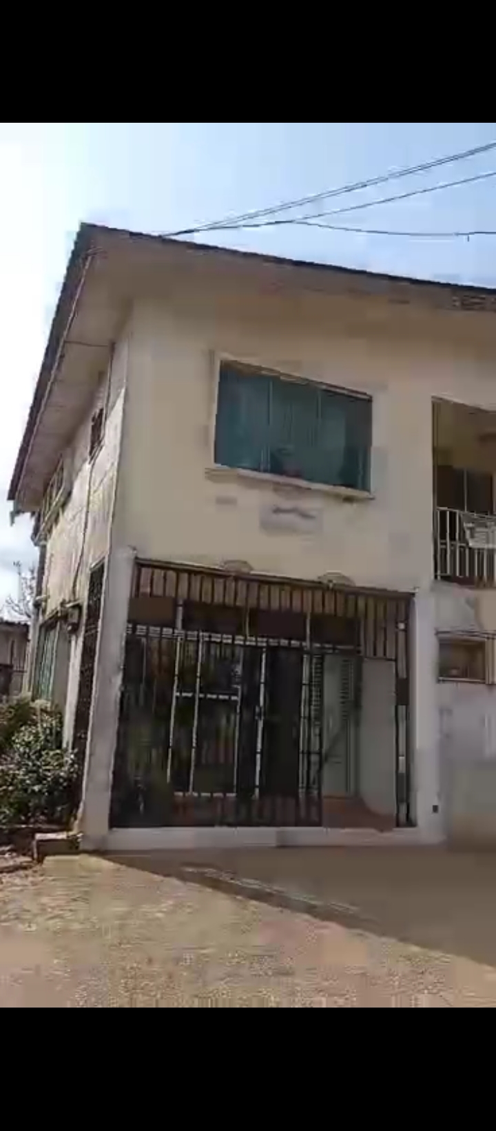 Duplex for Sale in Gra, Edo cover picture