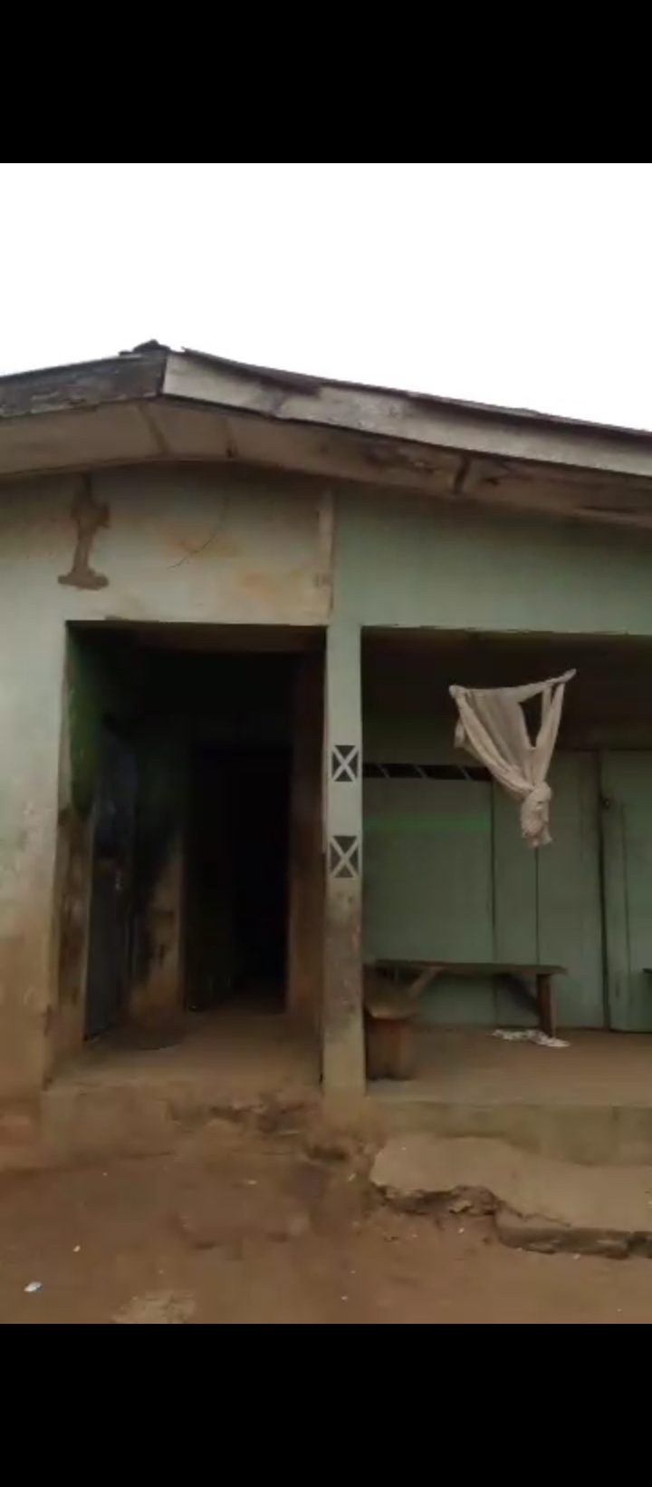 Bungalow for Sale in Upper lawani, Edo cover picture