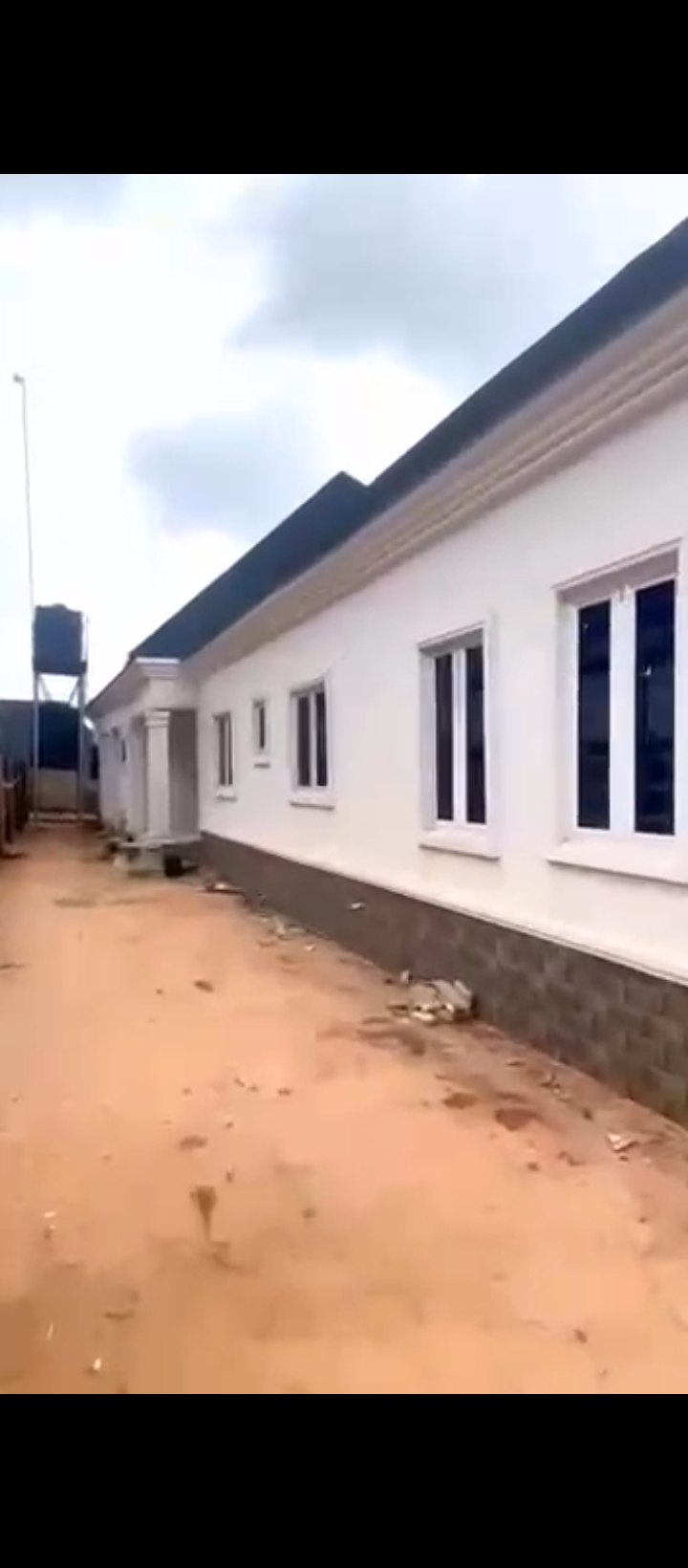 3 Bedroom Flat for Sale in Uhor sapele road, Edo cover picture