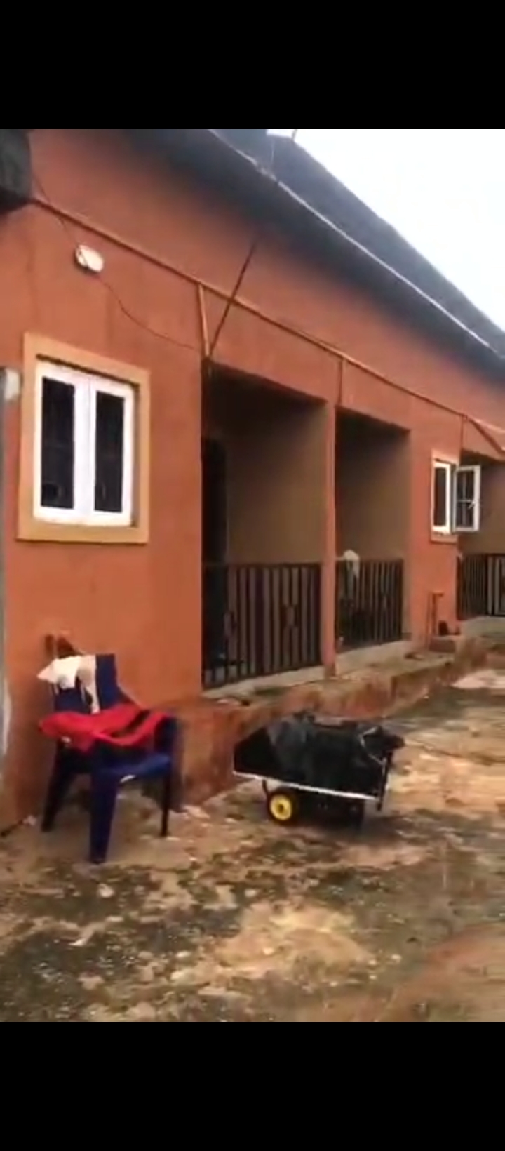 2 Bedroom Flat in Egbiri airport road Edo cover picture