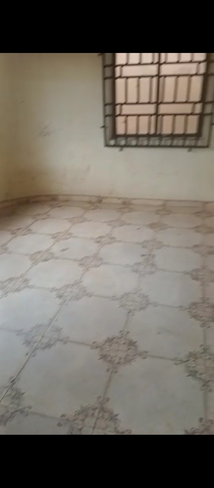 3 Bedroom Flat for Rent in Santana market sapele road, Edo cover picture