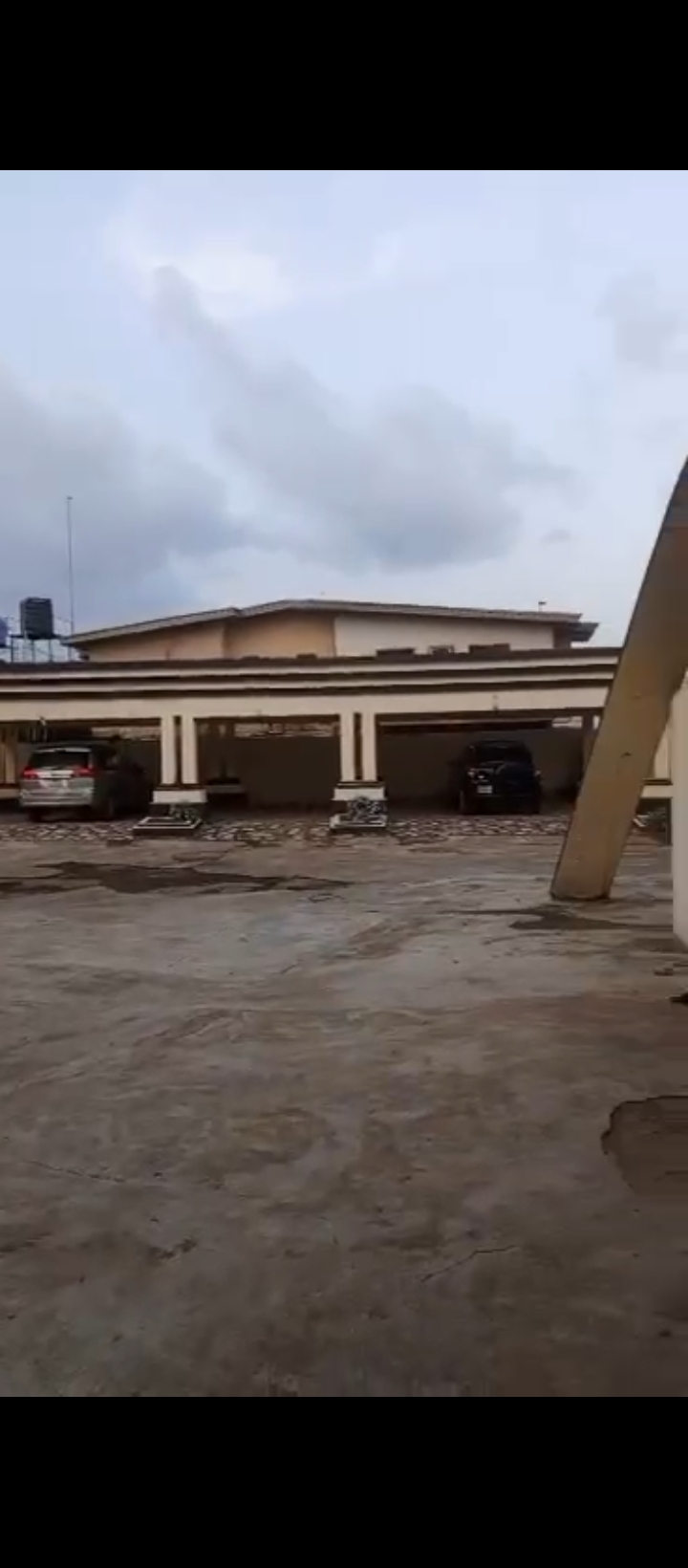 Duplex for Sale in Gra, Edo cover picture