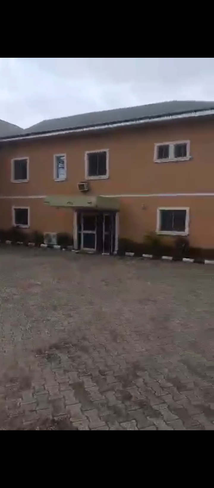 Hotel for Sale in 2nd ugbor gra, Edo cover picture