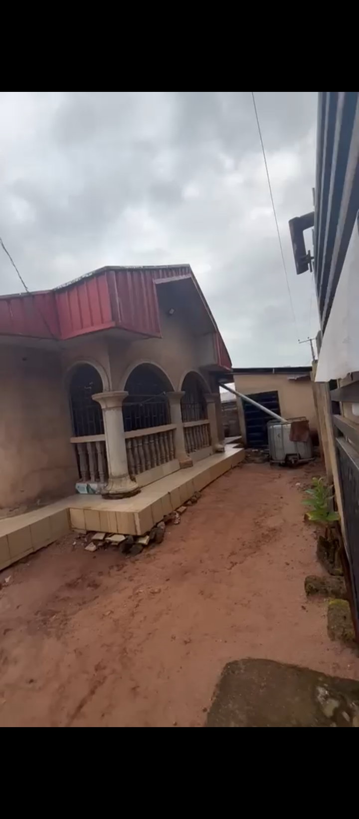 3 Bedroom Flat for Sale in Isihor, Edo cover picture