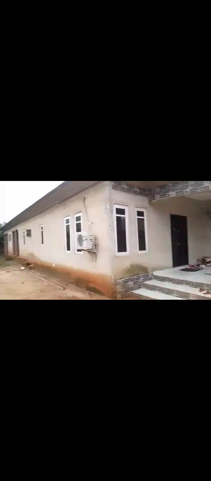 3 Bedroom Flat for Sale in Benin auchi road Eyaen, Edo cover picture