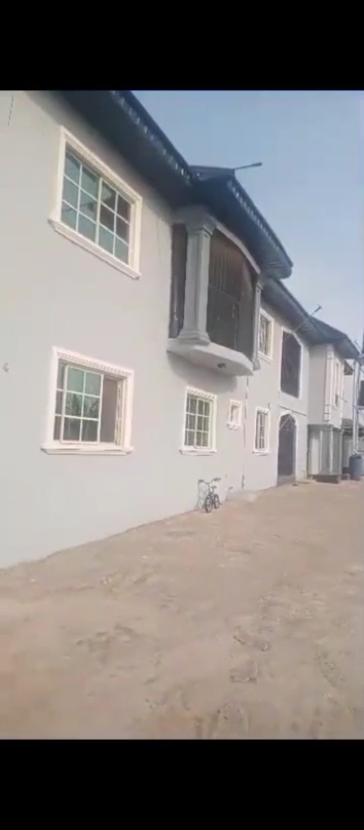 Duplex for Sale in Evbhuku sapele road, Edo cover picture