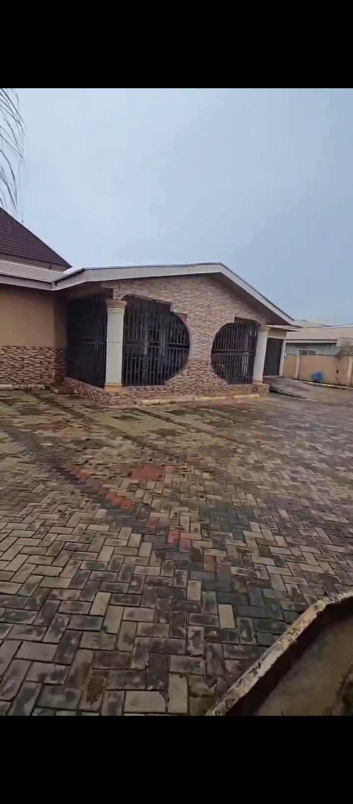 Bungalow in 2nd ugbor gra Edo cover picture