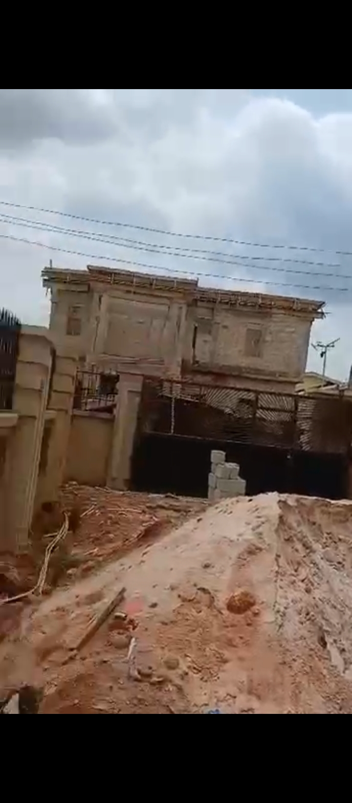 4 Bedroom Flat for Sale in Ugbor, Edo cover picture