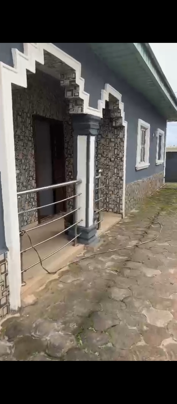 3 Bedroom Flat for Sale in Ugbor gra, Edo cover picture