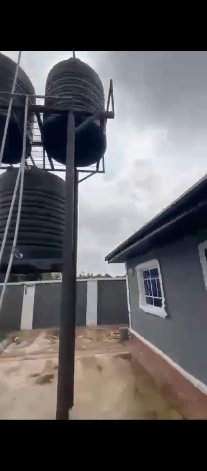 2 Bedroom Flat for Rent in Isihor ugbowo, Edo cover picture