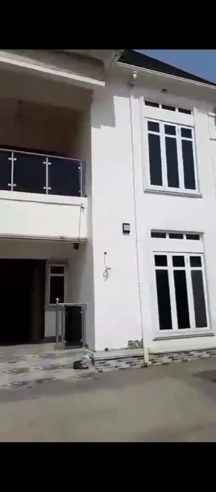 Duplex for Sale in Ugbor, Edo cover picture
