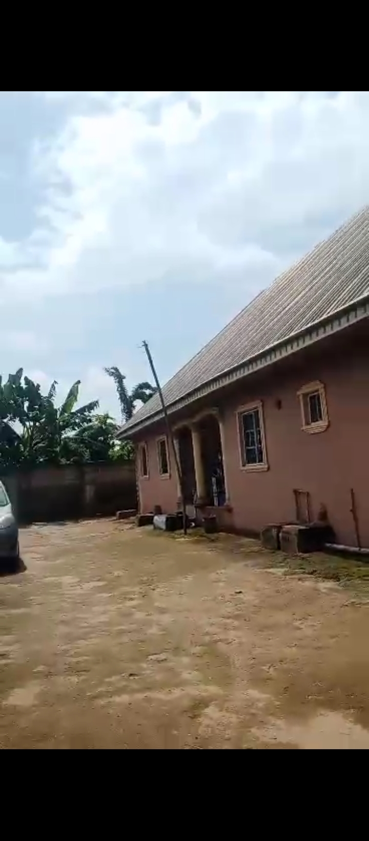 3 Bedroom Flat for Sale in Ogunwemnyi waec road, Edo cover picture