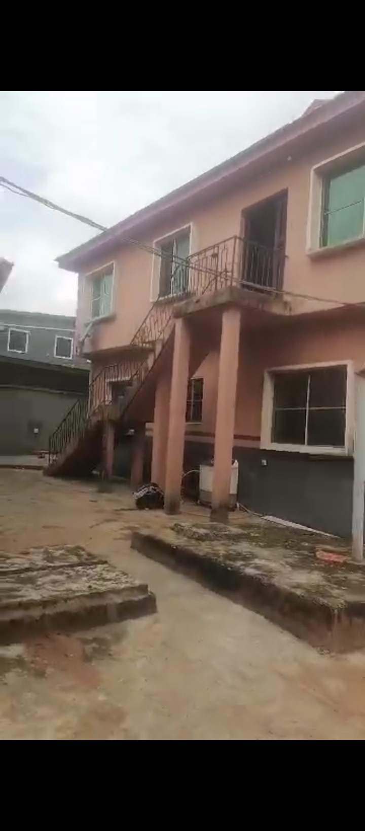 Lodge for Sale in Mm way, Edo cover picture