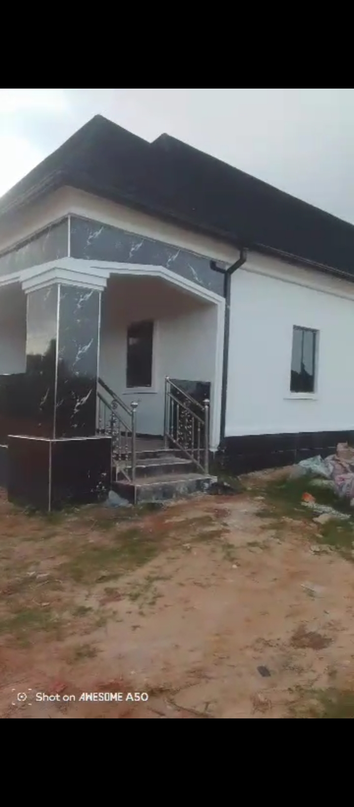 3 Bedroom Flat for Sale in Ugbowo, Edo cover picture