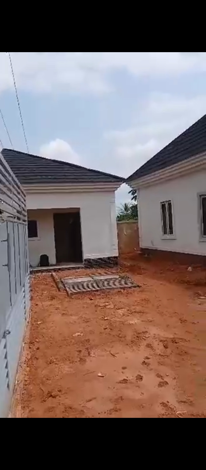 Bungalow in Ogunwemnyi ugbor Edo cover picture