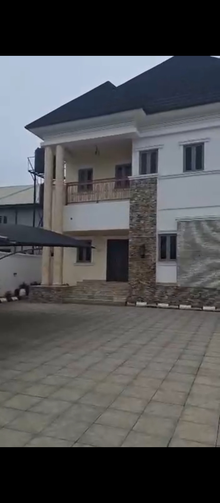 Duplex for Sale in Gra, Edo cover picture