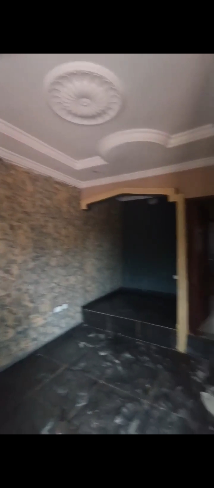 2 Bedroom Flat for Rent in Isihor, Edo cover picture