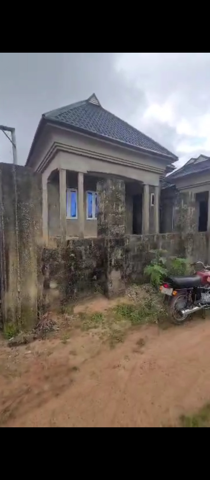 3 Bedroom Flat for Sale in Obazagbon airport road, Edo cover picture