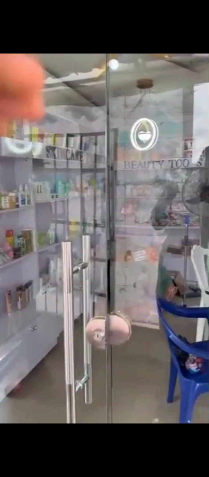 Store for Sale in Sapele road, Edo cover picture