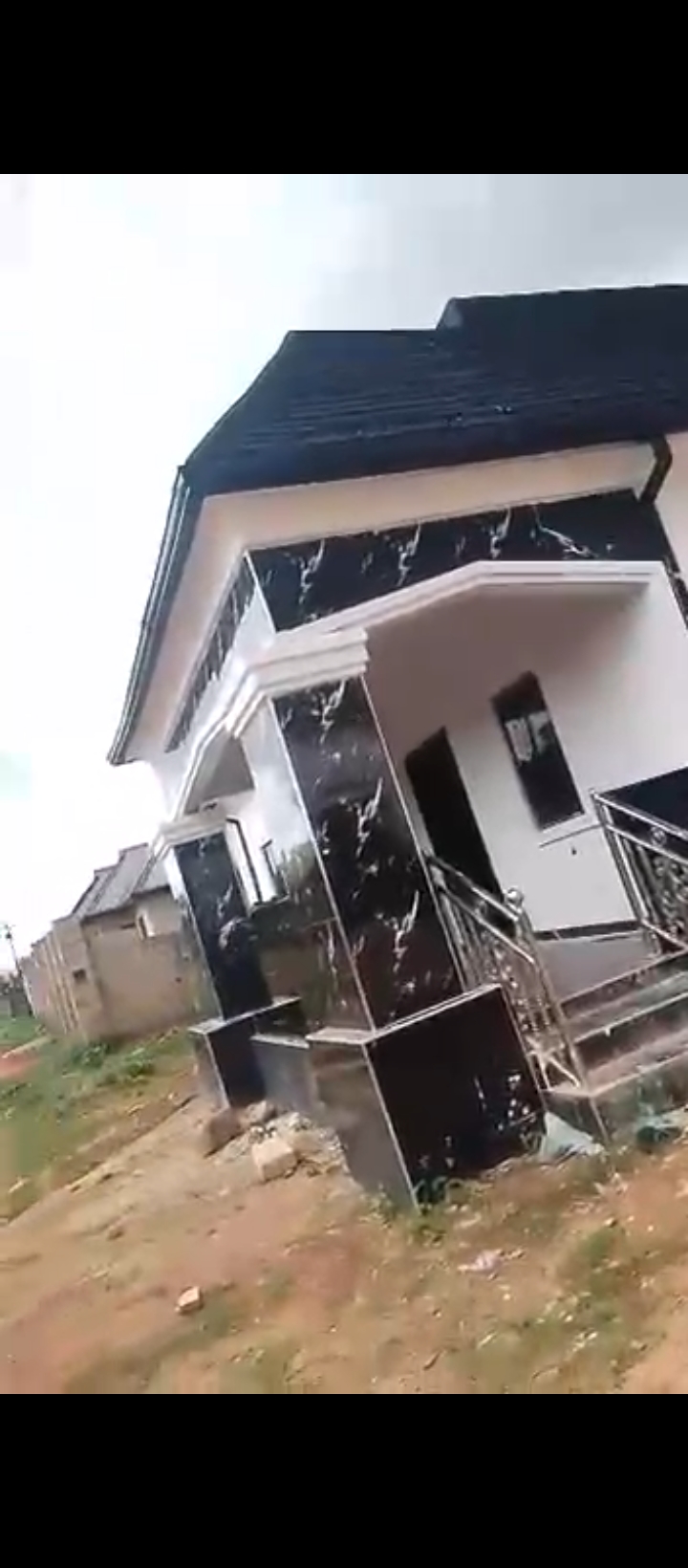 3 Bedroom Flat for Sale in Obviogie Benin Lagos road, Edo cover picture