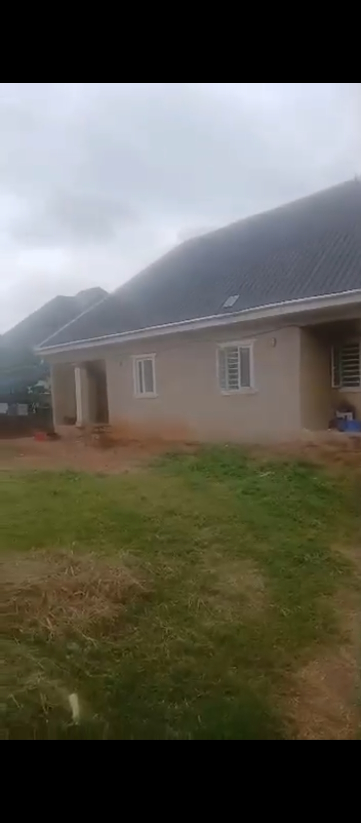 2 Bedroom Flat for Sale in Okhoromi, Edo cover picture