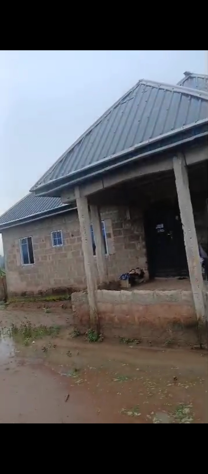 Bungalow for Sale in Arougba airport road, Edo cover picture