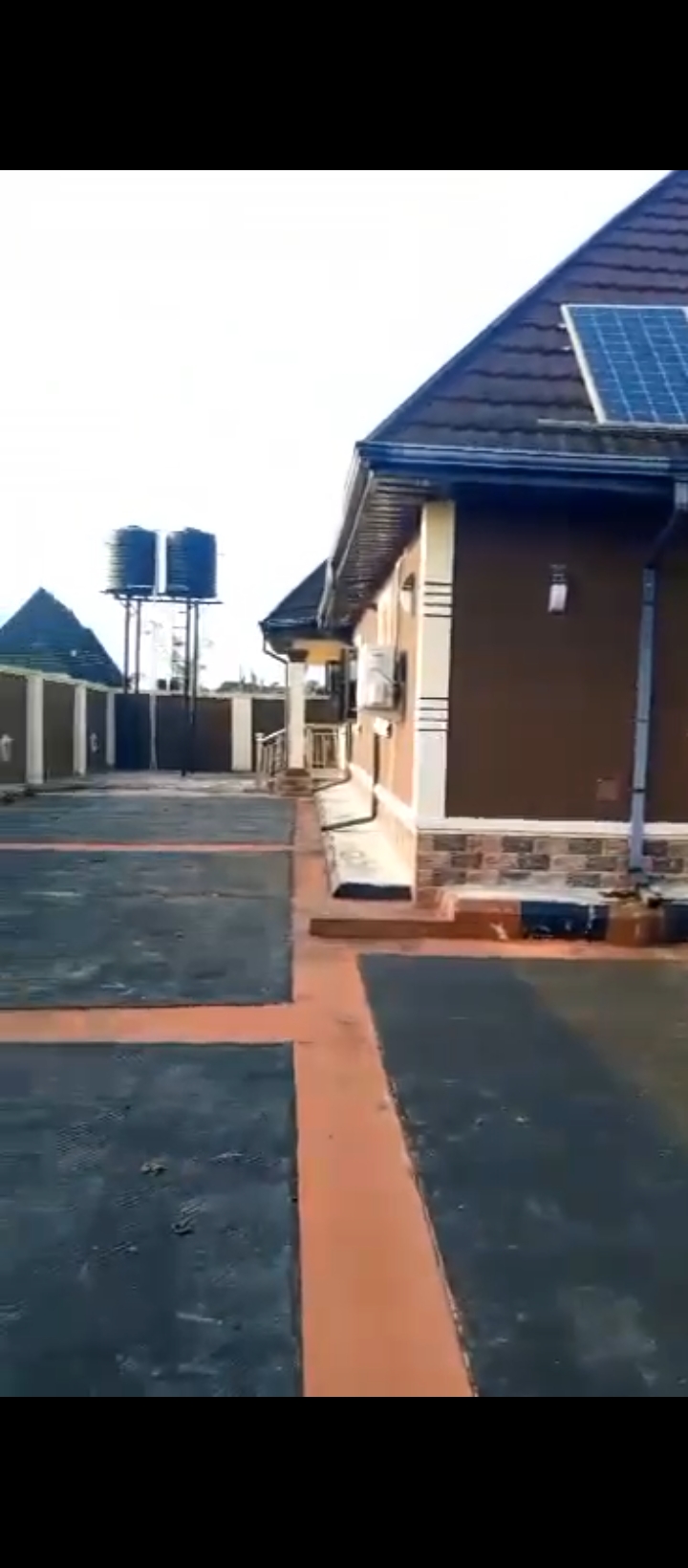 Bungalow for Sale in Uhoro 3 off sapele road, Edo cover picture