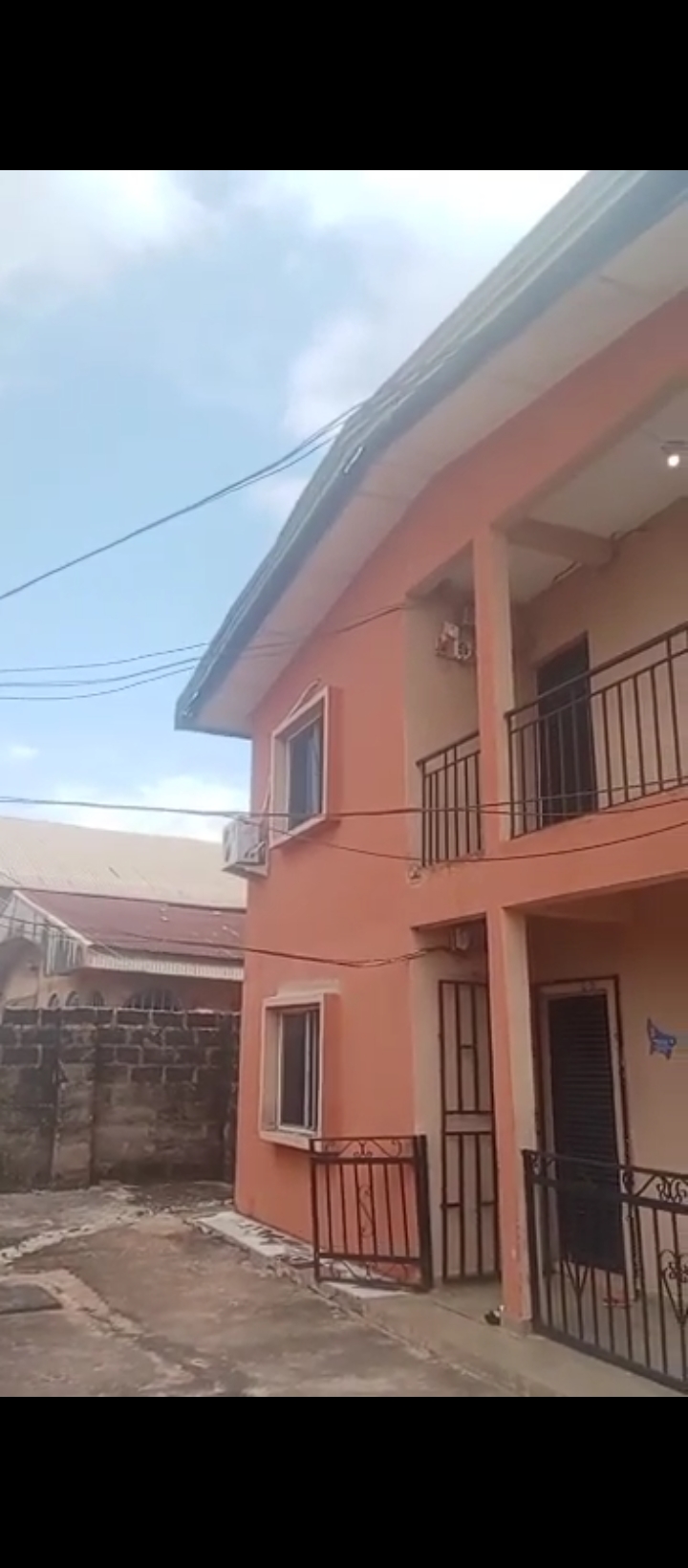4 Bedroom Flat for Sale in Off Dumez road off SAPELE road, Edo cover picture